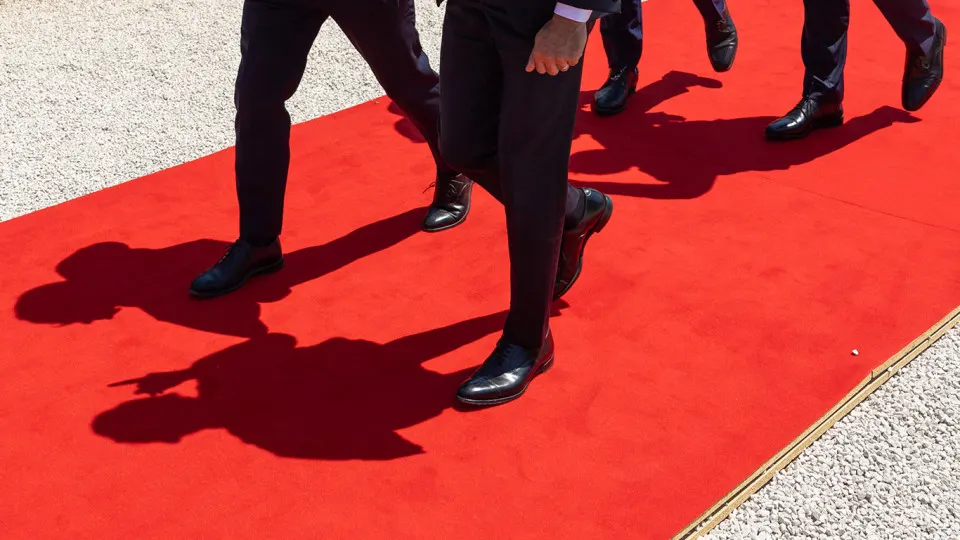 Член российской делегации с аккредитацией и визой не был допущен к весенним встречам МВФ и Всемирного банка. Москва направила демарш и пригрозила бойкотом мероприятий.