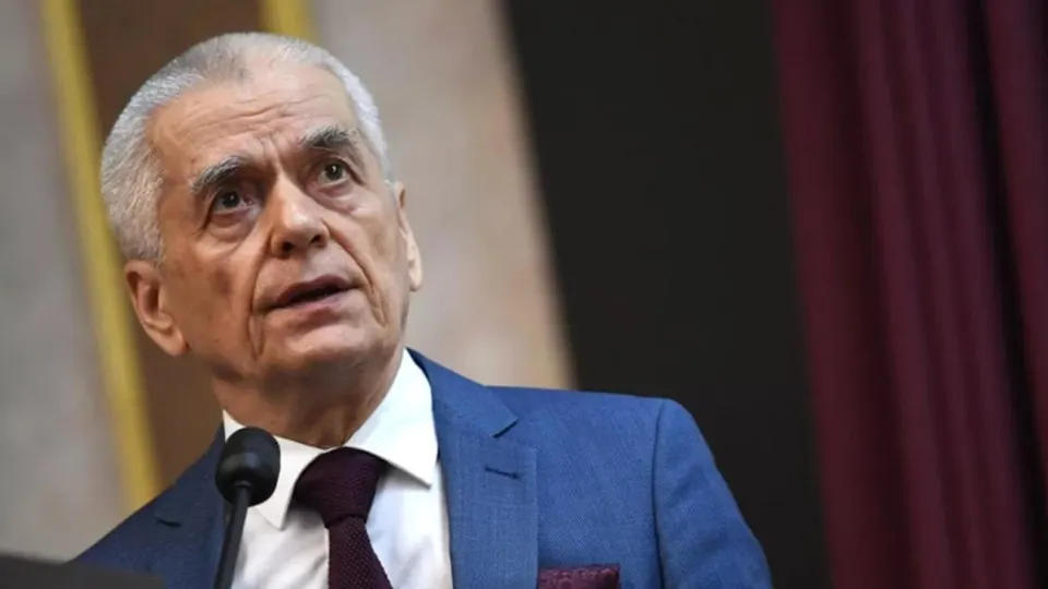 Академик РАН призвал отказаться от заграничных поездок на майские из‑за риска для здоровья. Бронирования упали, а в Краснодарском крае сохраняется экологическое бедствие с разливами нефтепродуктов.