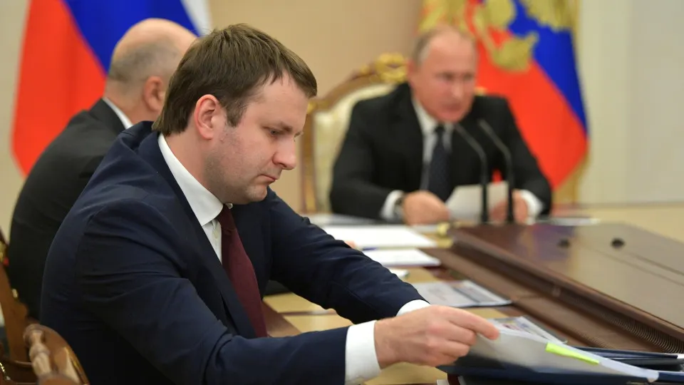 По словам помощника президента по экономике Максима Орешкина, резкое снижение ВВП в начале 2026 года связано не с ограничениями в доступе к интернету, а с более серьёзными структурными проблемами.