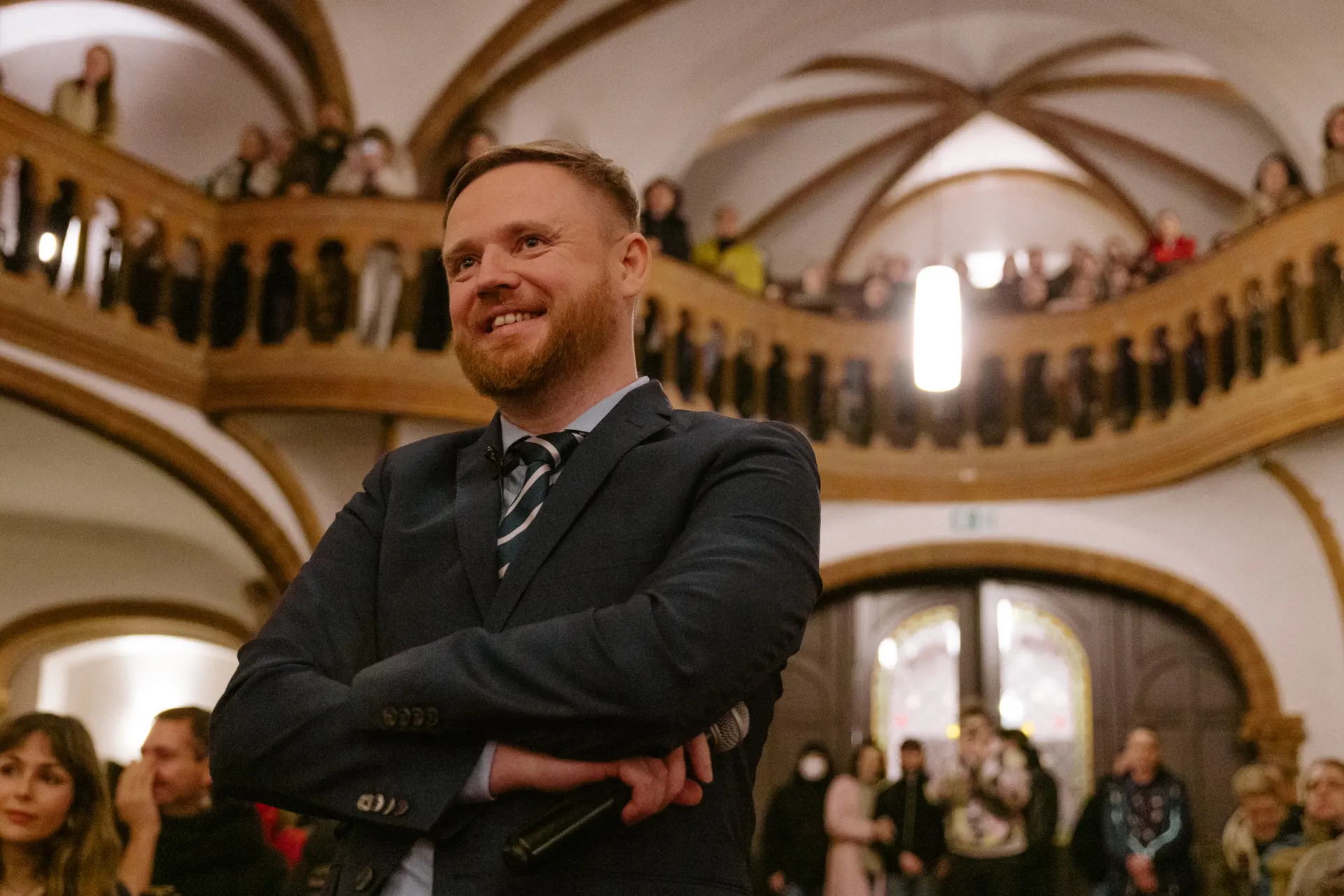 Прокуратура Дзержинского района Оренбурга утвердила обвинительное заключение по уголовному делу о неисполнении обязанностей «иностранного агента» в отношении журналиста Максима Курникова. Материалы переданы в суд, журналисту грозит до двух лет лишения свободы.