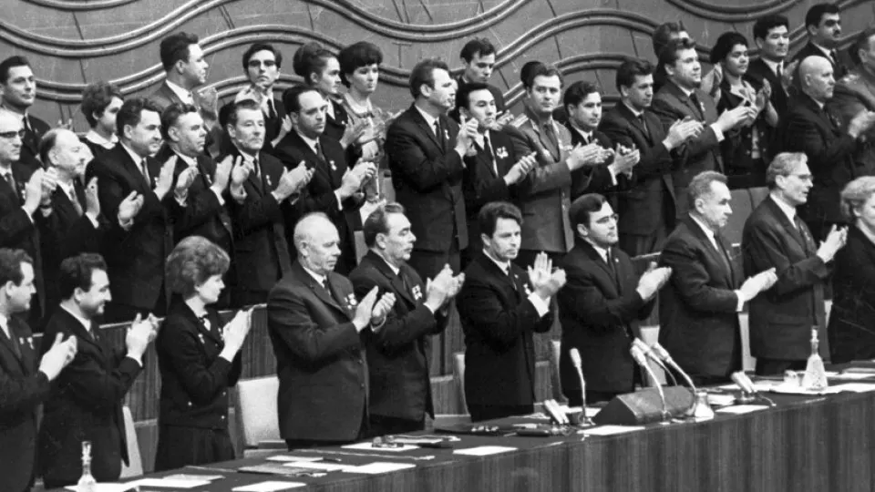 Максим Орешкин заявил, что автоматизация и тотальная цифровизация управленческих процессов возрождают элементы плановой экономики; в качестве примера привёл алгоритмическое ценообразование в службах такси.