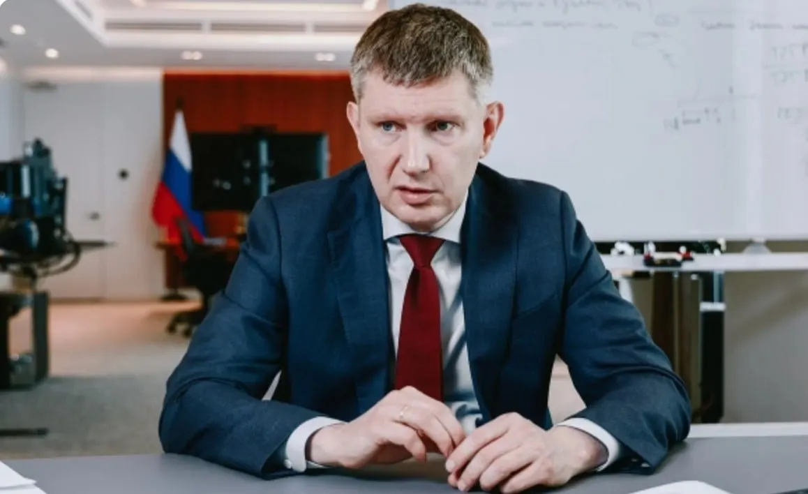 Глава Минэкономразвития Максим Решетников назвал три ключевых направления — структурные изменения, бюджетная консолидация и сохранение гибкости экономики — для роста инвестиций, занятости и производительности.