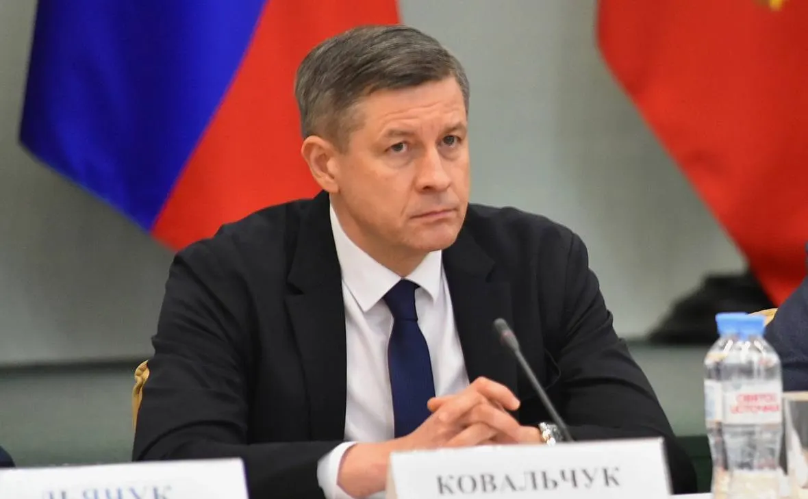 Врио губернатора Егор Ковальчук подписал указ об отставке регионального правительства; новый состав кабинета пока не представлен.