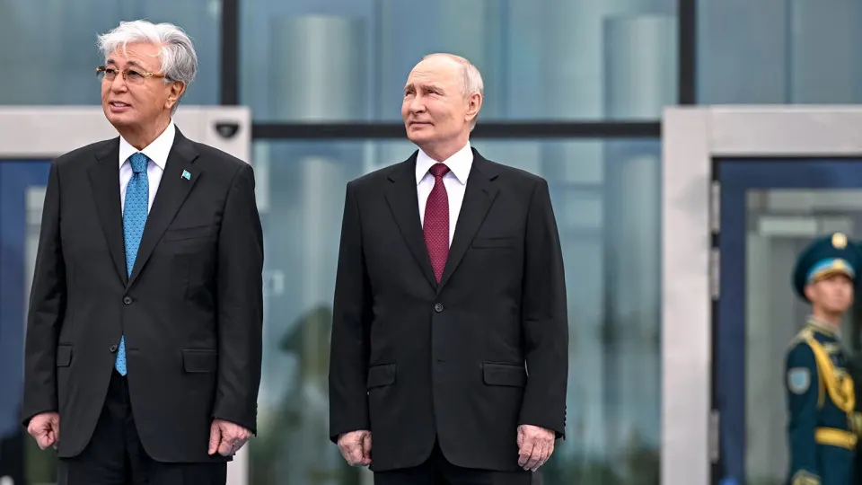 Российский кредит покроет основную часть расходов на строительство АЭС у озера Балхаш. Стоимость двух блоков оценивается в $16,4 млрд, пуск первого реактора намечен на 2034 год.