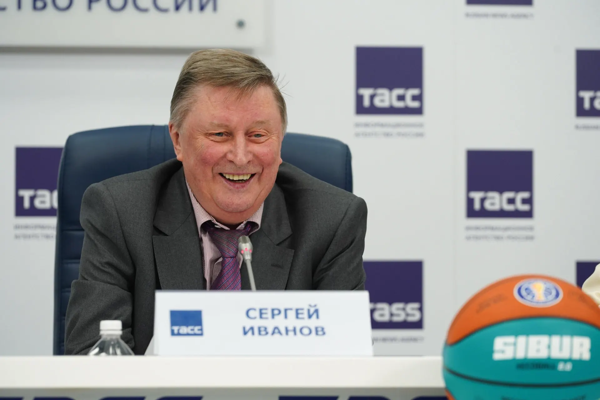 Близкий друг сообщил, что общался с Ивановым всего за три дня до его смерти. Ему было 73 года.