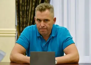 Совет ЕС расширил ограничительные меры против России — в новый список попали свыше 80 физлиц и организаций, включая бывшего детского омбудсмена Павла Астахова и генпрокурора Александра Гуцана.