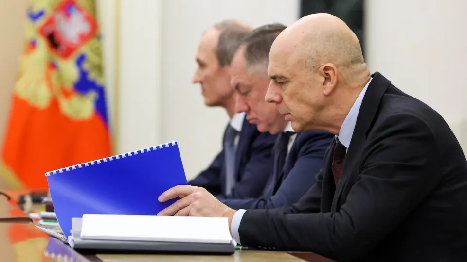 Индекс RGBI ушёл к минимуму с февраля, доходности длинных облигаций взлетели до рекордных за год уровней на фоне роста бюджетных расходов, опасений по инфляции и осторожной политики Центробанка.