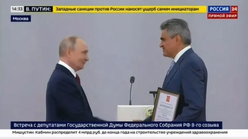 27 июля в Кремле на церемонии награждения депутатов глава «Новых людей» Александр Нечаев поблагодарил президента и заявил о необходимости продолжать усилия для победы в специальной военной операции.