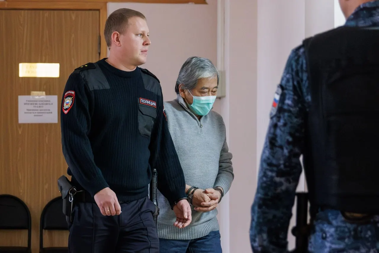 Материалы уголовного дела Александра Пака, осуждённого за наезд на многодетную мать Екатерину Буравлёву на BMW, поступили в картотеку Верховного суда; дело передано в третий состав уголовной коллегии.
