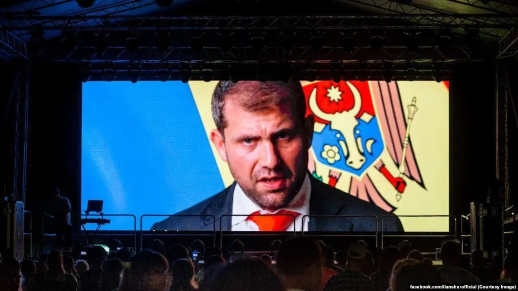 Расследование показывает крупномасштабную схему обхода санкций через поддельные документы и сеть банков по всему миру, причастную к Илану Шору. Часть платежей шла на товары военного назначения; схема затрагивала банки в ОАЭ, Гонконге, Кыргызстане и Индонезии.