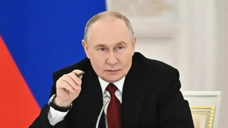 Президент подписал указ о передаче активов компании «Нестле» во временное управление, включая доли в подразделениях и другие российские активы.