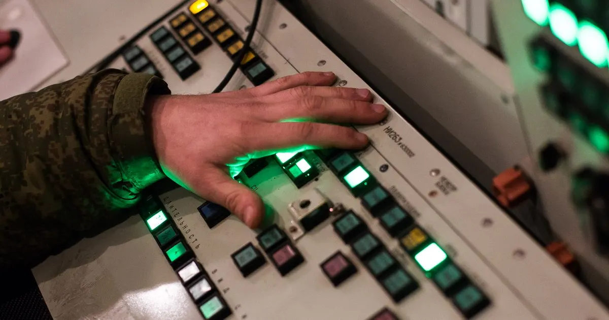 По словам Михаила Шеремета, западное вооружение может оказаться на черном рынке и спровоцировать ответные шаги против стран Европы.