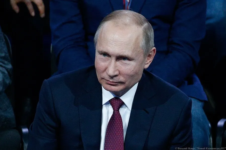Президент распорядился ввести повсеместную систему независимой оценки качества и условий оказания услуг социальными организациями через Госуслуги, с отчетом к 1 февраля 2027 года.
