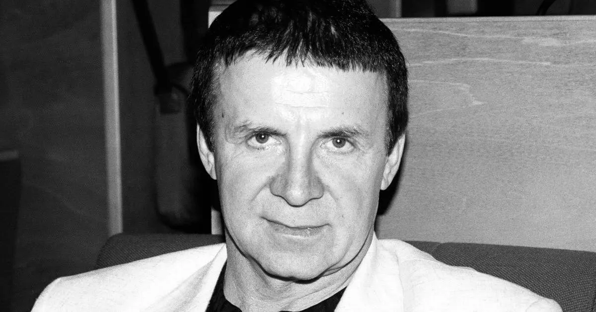 Скончался известный медийный деятель Анатолий Кашпировский.